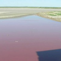 Foto/Imagem Lago 'cor de sangue' gera polemica sobre fim dos tempos nos EUA Noticia Mundo