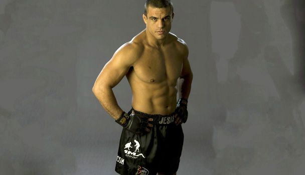 Lutador Evangélico de UFC/MMA faz questão de mostrar a sua fé em JESUS | Notícias Evangélicas Gospel Cristãs Lutador Evangélico de UFC/MMA faz questão de mostrar a sua fé em JESUS | Notícias Evangélicas Gospel Cristãs