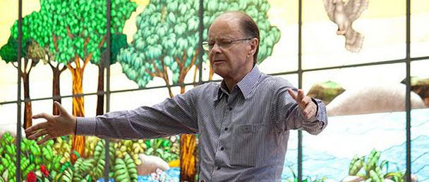 Valdemiro Santiago é acusado de espalhar mentiras sobre a saúde de Edir Macedo