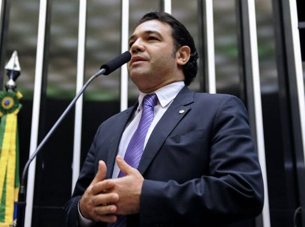 GOSPEL Foto/Imagem Marco Feliciano quer derrubar direito à pensão para companheiro gay Noticia Brasil