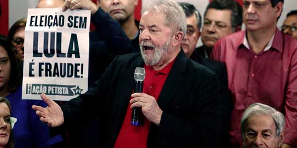 Lula define com PT a pré-campanha e começa com caravana no Nordeste