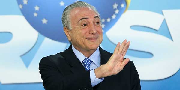 Michel Temer será salvo se 12 ministros deixarem o cargo